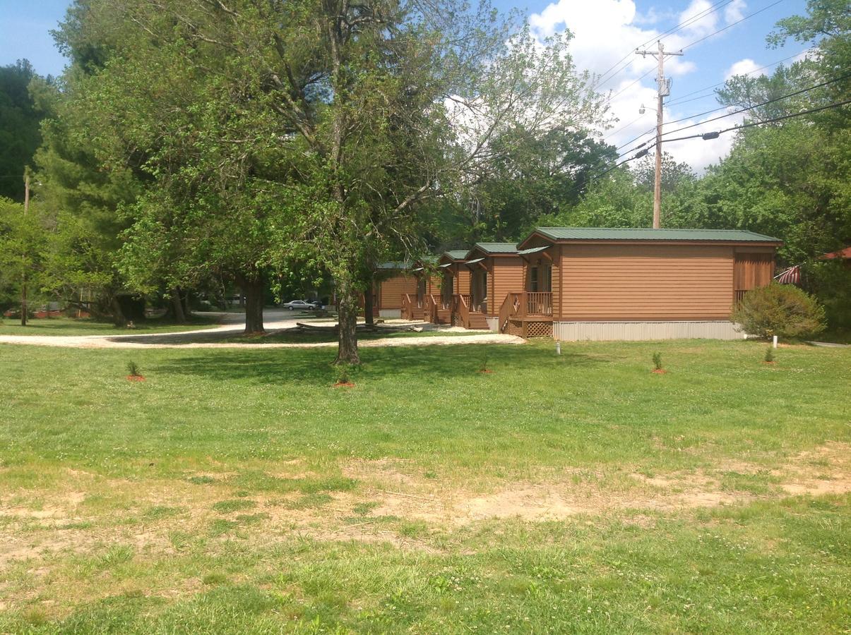 Qualla Cabins And Motel Cherokee Near Casino Whittier Εξωτερικό φωτογραφία